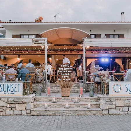 Sunset Hotel 3*