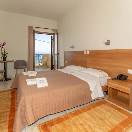 Hotel Sunset 3*