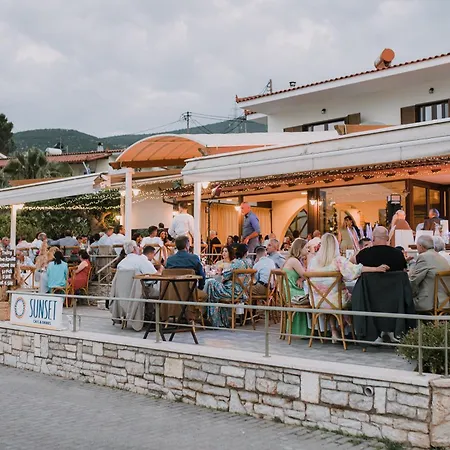 Ξενοδοχείο Sunset 3*